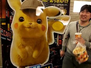 たくさん歩くおじさん