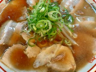 本家第一旭本店の行列のできるおいしいラー…
