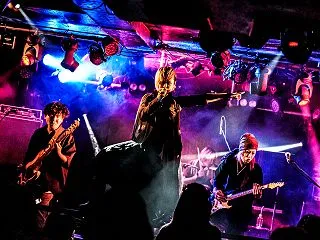 上手ギター・下手ギターの違いとは？立ち位…