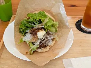福江島のハンバーガー店【たゆたう。】のハ…