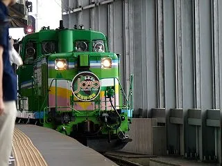 【引退する列車たち】旭川駅でDE15牽引…
