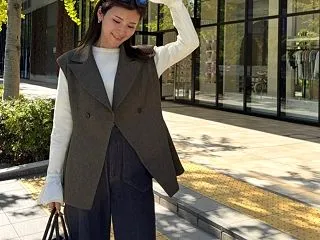 優秀すぎ！着回し力抜群4wayニット