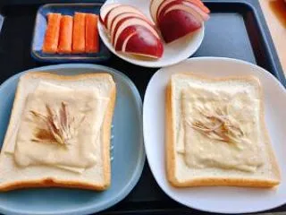 朝食 みょうが大豆玉ねぎポタージュサンド