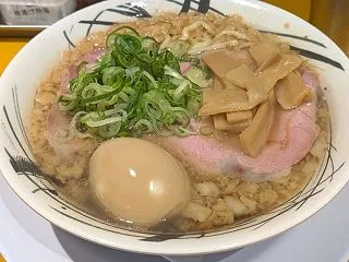 濃厚中華そばよし田、、、☆