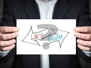 【体験談】どっちが選ばれる？占い師が言い…