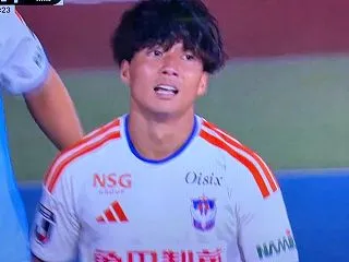 まぁアウェーだからね。負けないでよかった…
