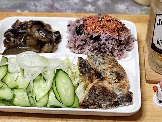 ほっけの竜田揚げでハイボールGO❗と引っ…