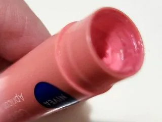 「リップの底の残り」これどうするの？
