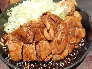 「東京トンテキ ヨドバシ Akiba」で…