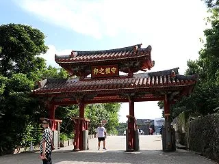 2026沖縄の旅 首里城復興祭② 完成が…
