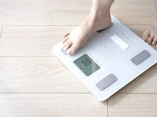 【50代の外食後ケア】3連休でお腹が重い…