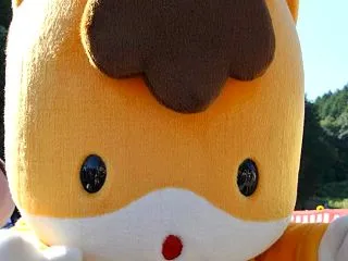 【みどり市】ひまわりの花畑で「ぐんまちゃ…