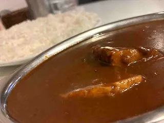 色々食べたくて困ってしまう カレーの店 …