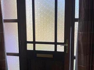 ティファニーの家の修理報告―玄関と裏庭の…