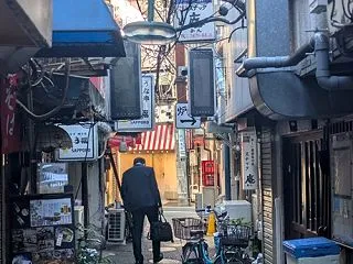 飲み屋の多い大井町は今でもアングラでディ…