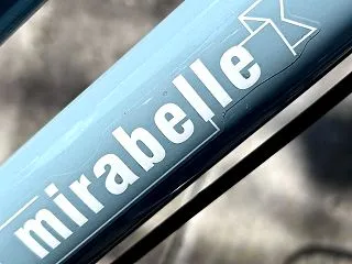 【自転車販売】シンプル機能でオシャレなフ…