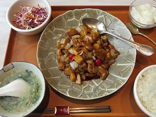 銀座 上海風情 茗香閣 地鶏とカシューナ…