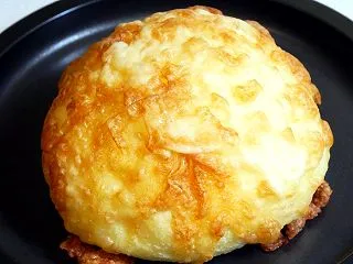 大ショック！中にはチーズがなかったチーズ…