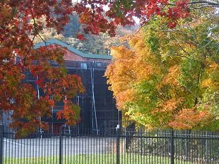 夕張市紅葉山 滝上公園の紅葉