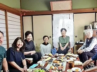 母方四姉妹勢揃いの集まりへ♪ファミリーヒ…