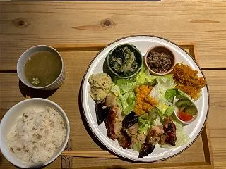 Cーfarmカフェでランチと頂き物