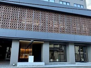 高知で泊まったのは、坂本龍馬の生家跡に建…