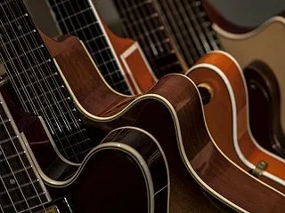 ギターからベースに持ち替えた瞬間の「それ…