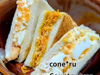 にんじんしめじのホットサンド