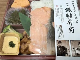 半年ぶりバイトは、食べてばかり