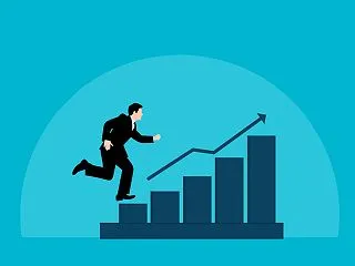 日本のＧＤＰ、来年はインドと英国に抜かれ…