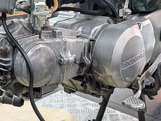 ホンダ スーパーカブ70 オイル漏れ修理