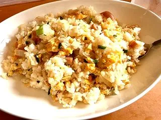 お昼はチャーハンまで作れるくらい回復