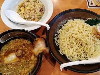 濃厚魚介つけめんとチャーハン（幸楽苑 フ…