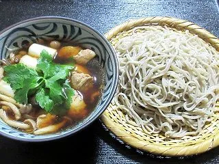今日の昼そば(鶏ざる)