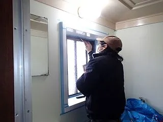 アパート 浴室の窓枠の腐食
