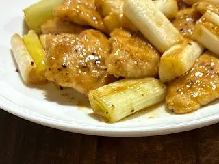 鶏肉とネギの照り炒め