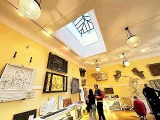 古代ギリシアなどの歴史的彫刻の石膏レプリ…