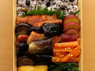 茄子ベーコン炒め