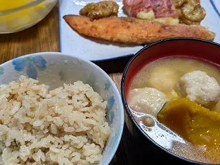 今日のおうちディナー 鮭のパン粉焼と豆腐…