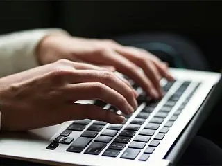 このブログの Python 環境を mi…