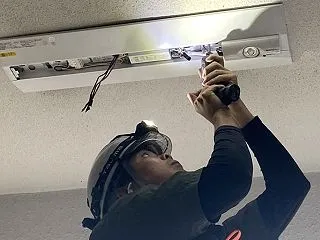 マンション共用部のLED照明交換工事｜施…