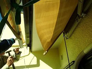 テラス窓のオーニング 二度目の張り替え