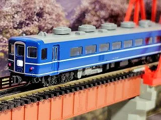 KATO 14系座席車 国鉄仕様 入線‼…
