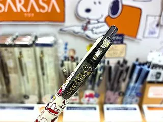 (・ ‘ ‘(●)＜種類と柄が豊富！！）…