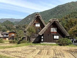 白川郷に来ています。