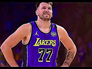 NBAチームのGMによるMVP予想投票で…