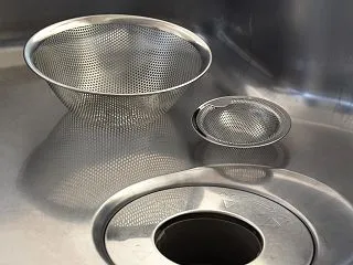 【キッチン】シンクの排水口と生ごみ処理【…