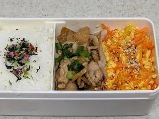 わたしのお弁当 〜豚肉とたくあんの炒め物…