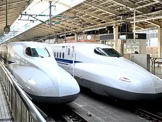 東海道・山陽新幹線「のぞみ」「みずほ」、…
