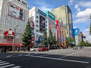美容室、歯医者、コンビニ、不動産屋。一番…